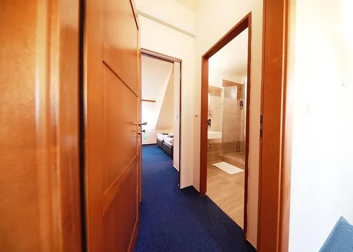 Harmonie -self Check-in Penzion 3*